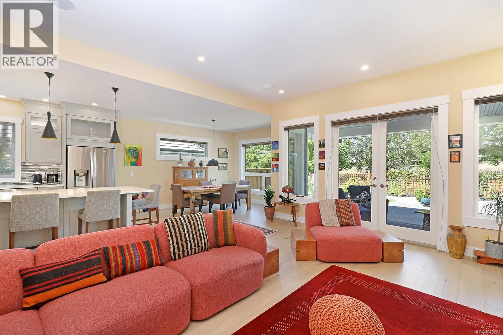 2782 Sheffield Cres, Courtenay