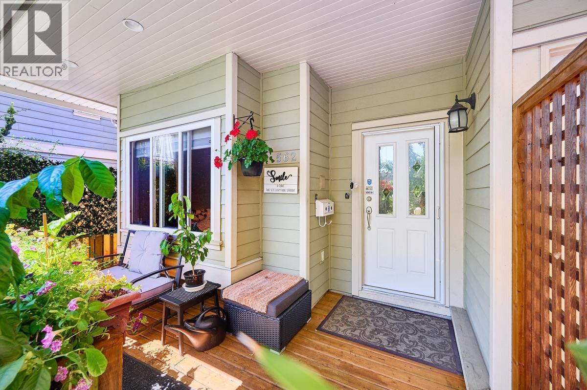 562 KEITH ROAD - photo 2