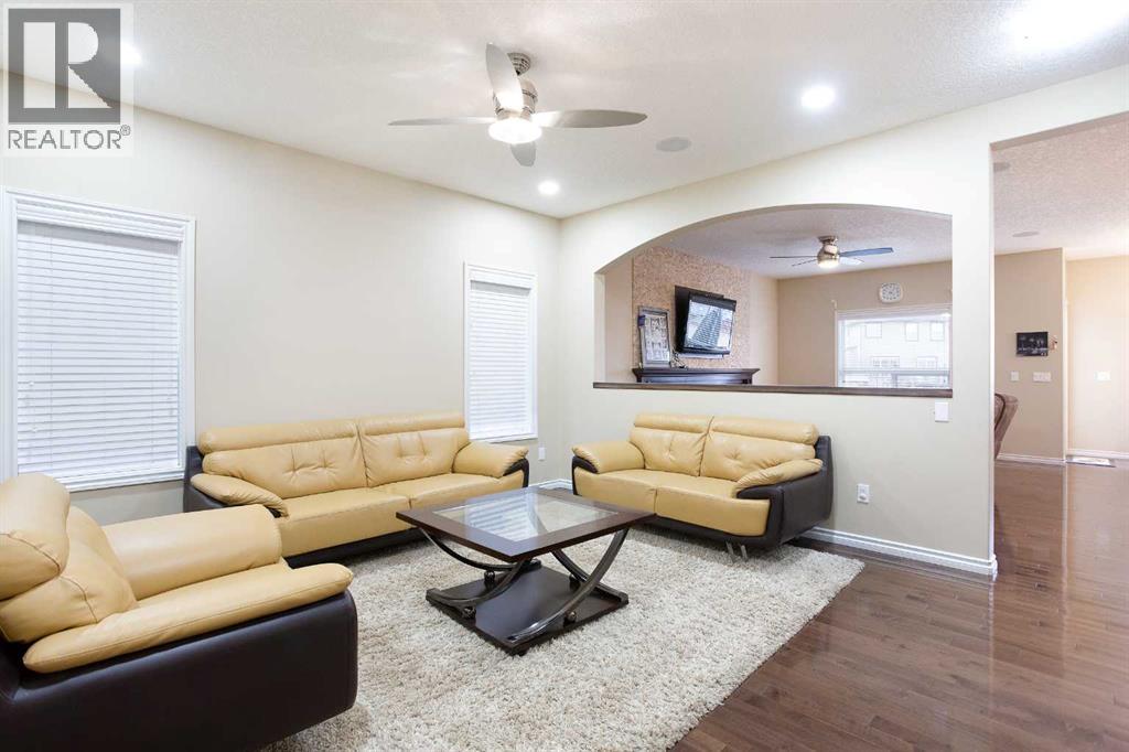 Single Family House for Sale in  Taralake Manor NE Taradale Calgary 