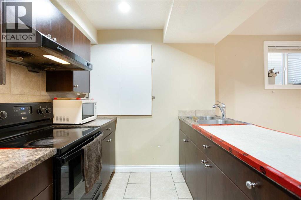 Single Family House for Sale in  Taralake Manor NE Taradale Calgary 