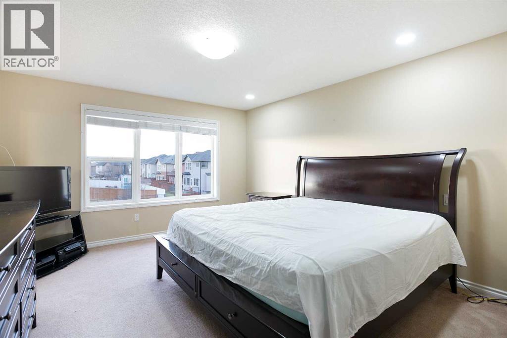 Single Family House for Sale in  Taralake Manor NE Taradale Calgary 