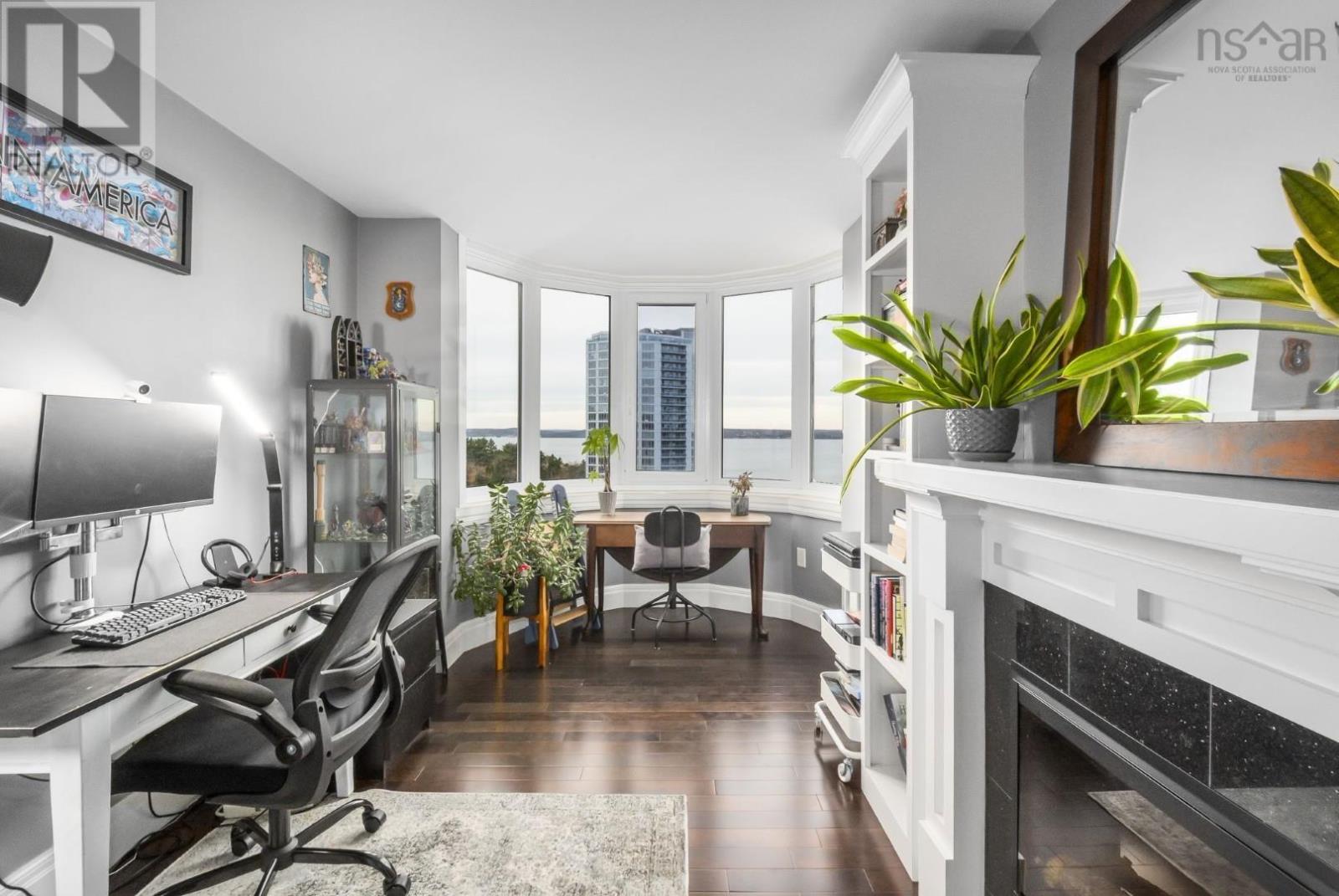 Property 27 of 48 of 821 45 Vimy Avenue