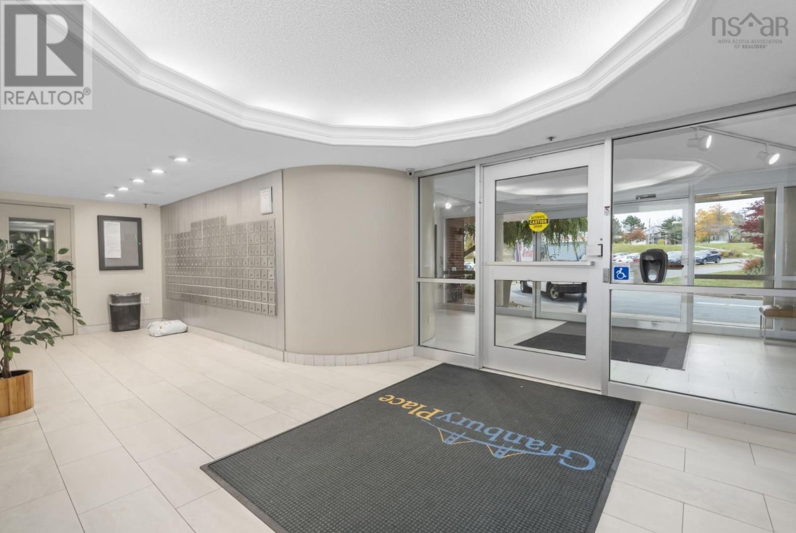 Property 36 of 48 of 821 45 Vimy Avenue