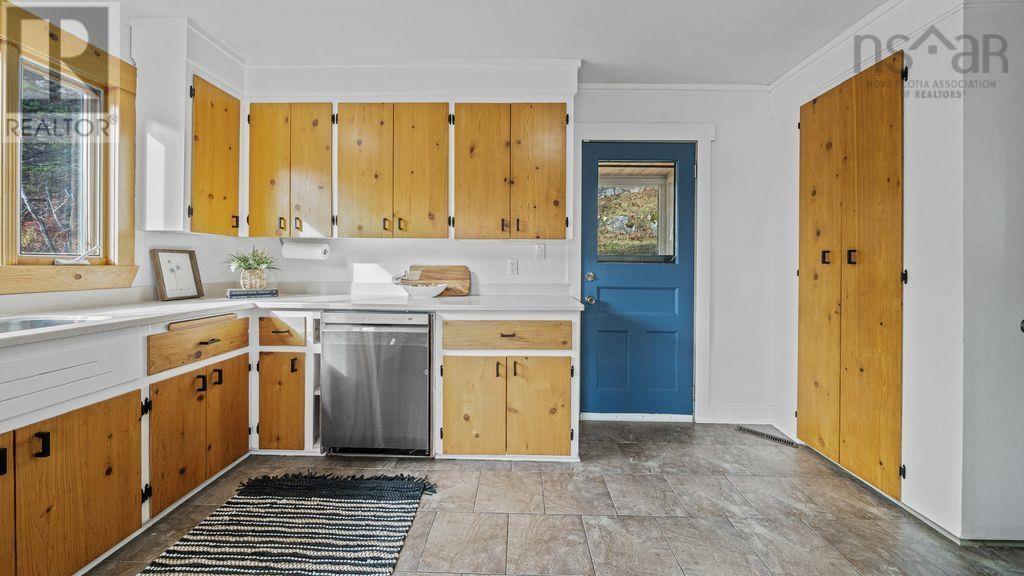 Property 19 of 48 of 6027 St. Margarets Bay Road