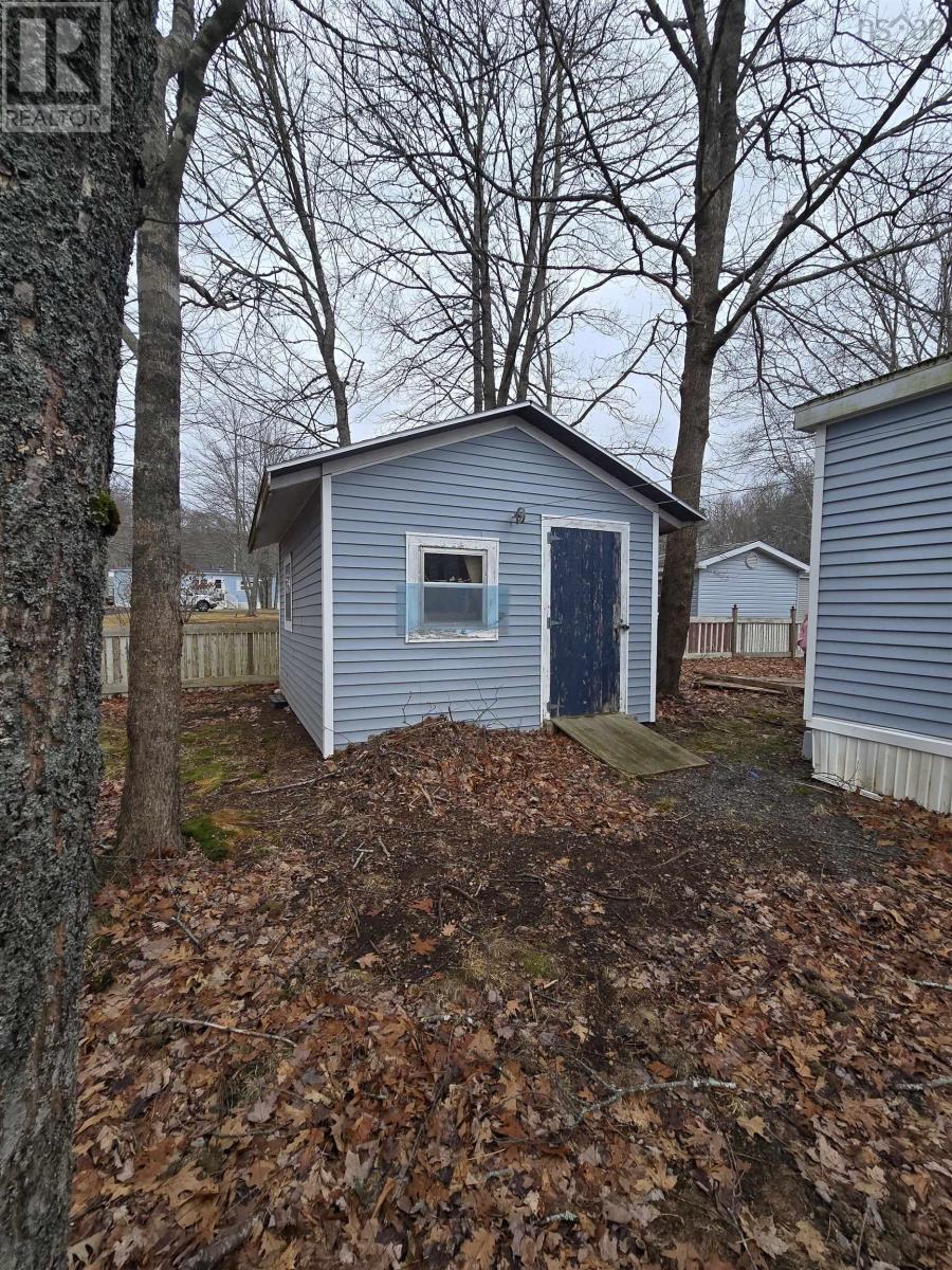 Property 7 of 25 of 16 Autumn Street