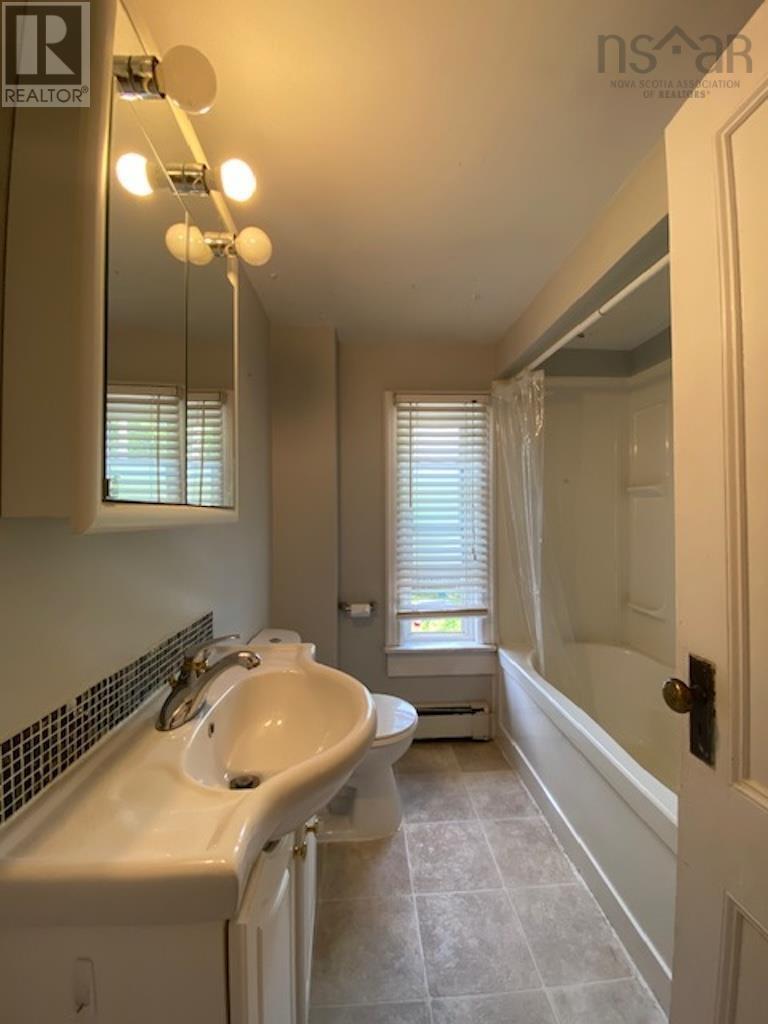 Property 25 of 27 of 5 Victoria Street