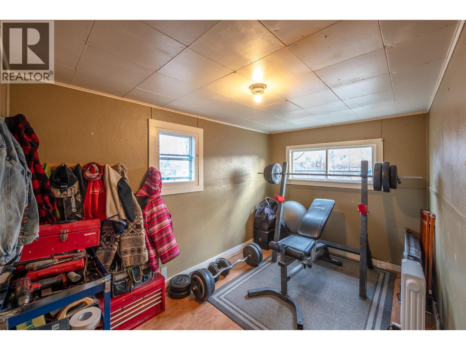 7466 ISLAND Road, Oliver