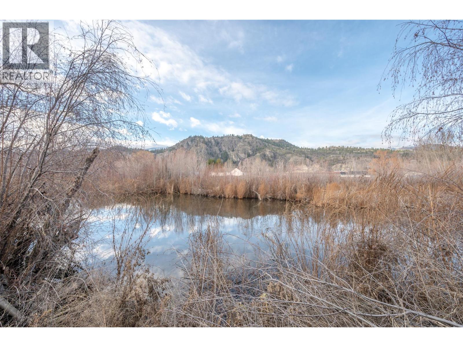 7466 ISLAND Road, Oliver