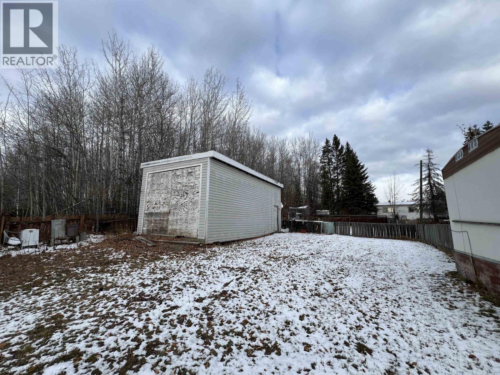 5203 44 Street - photo 2