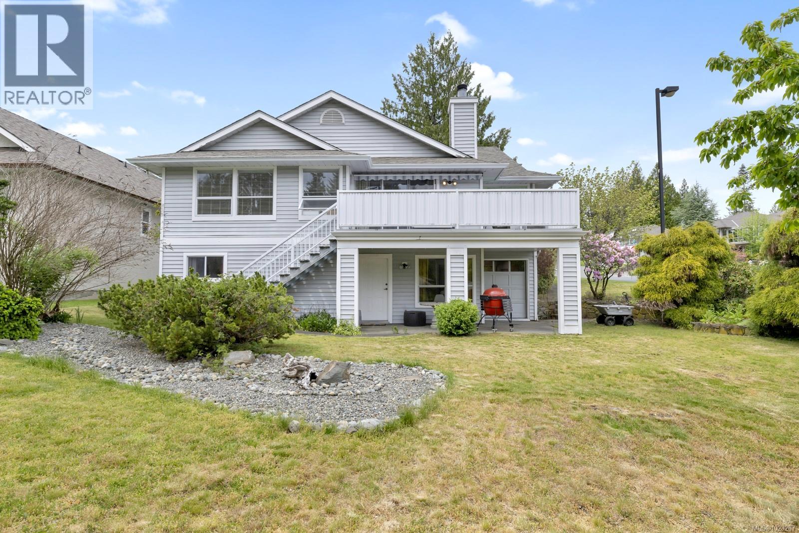 3601 Arbutus Dr N, Cobble Hill