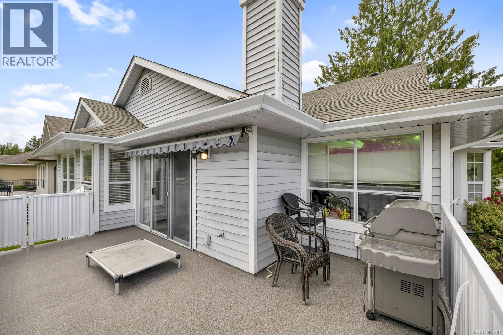3601 Arbutus Dr N - 33