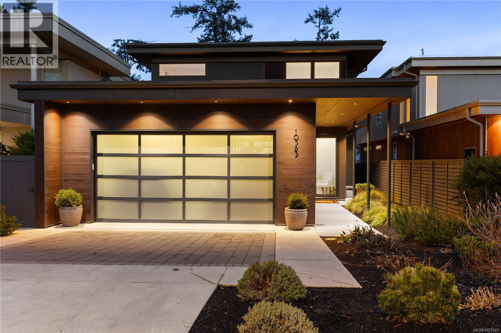  10383 Allbay Road, Sidney