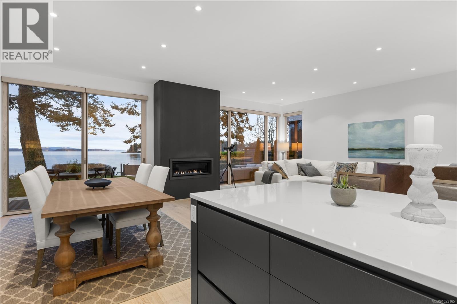  10383 Allbay Road, Sidney