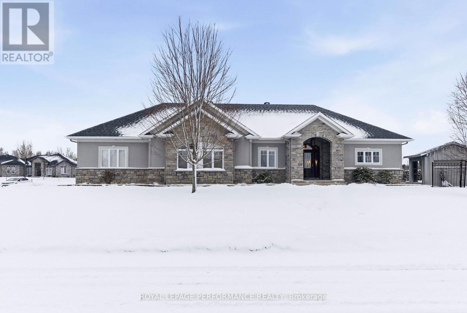 18132 ST. LAURENT BOULEVARD - Photo 2 of 50, South Glengarry, Ontario