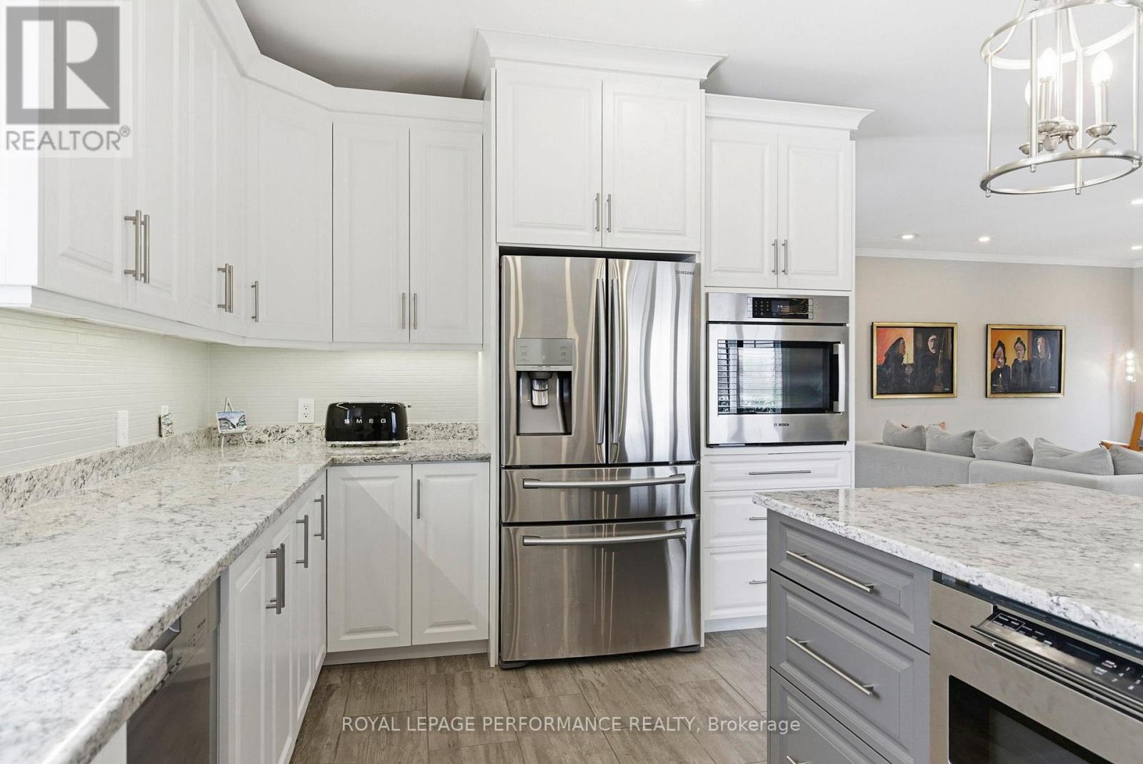 18132 ST. LAURENT BOULEVARD - 15