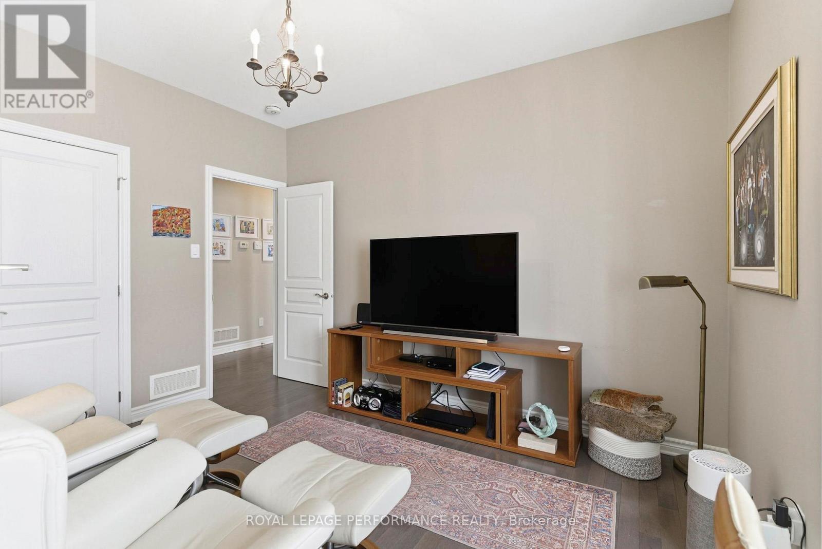18132 ST. LAURENT BOULEVARD - 29