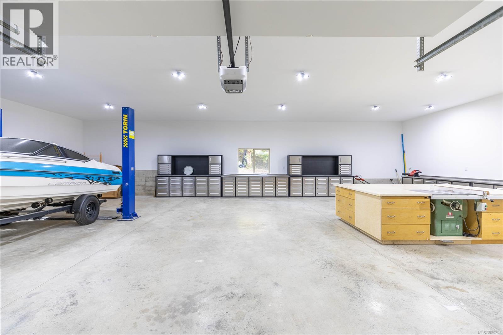  740 Windover Terrace, Metchosin