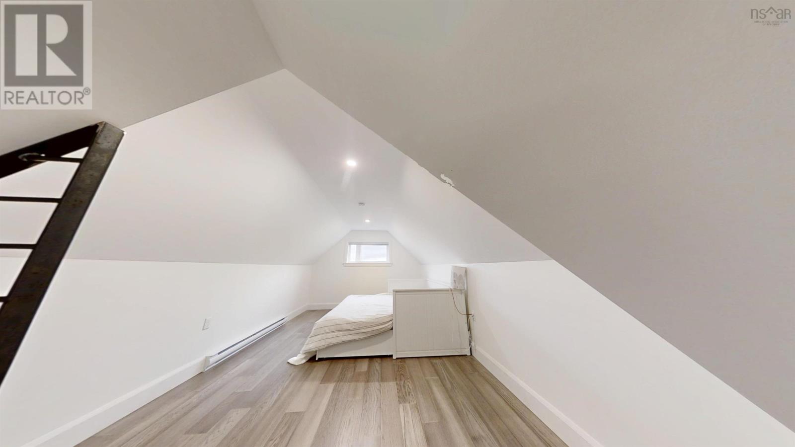 Property 26 of 31 of 65 Jessicas Way