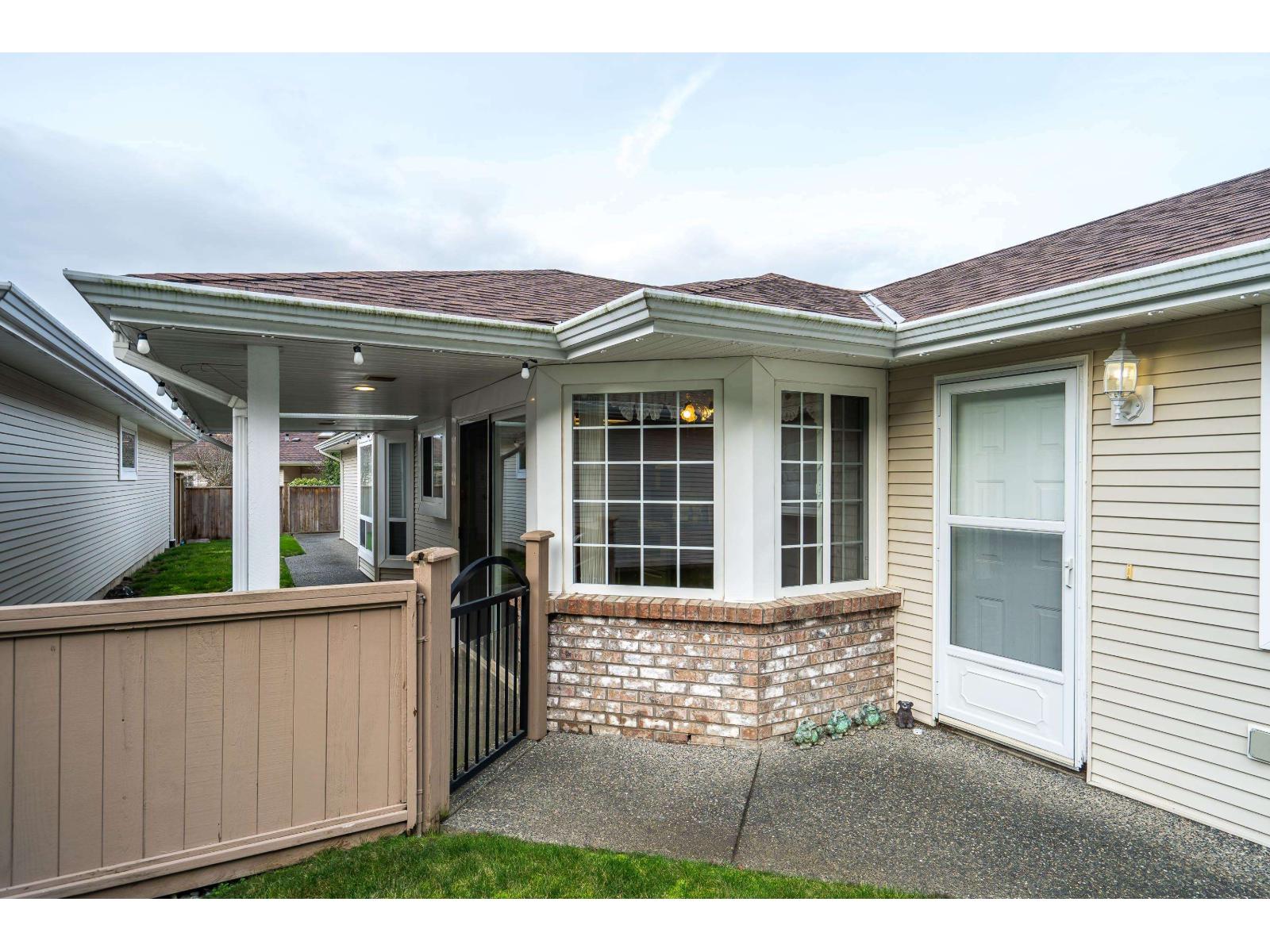 231 6001 PROMONTORY ROAD, Sardis South, Chilliwack