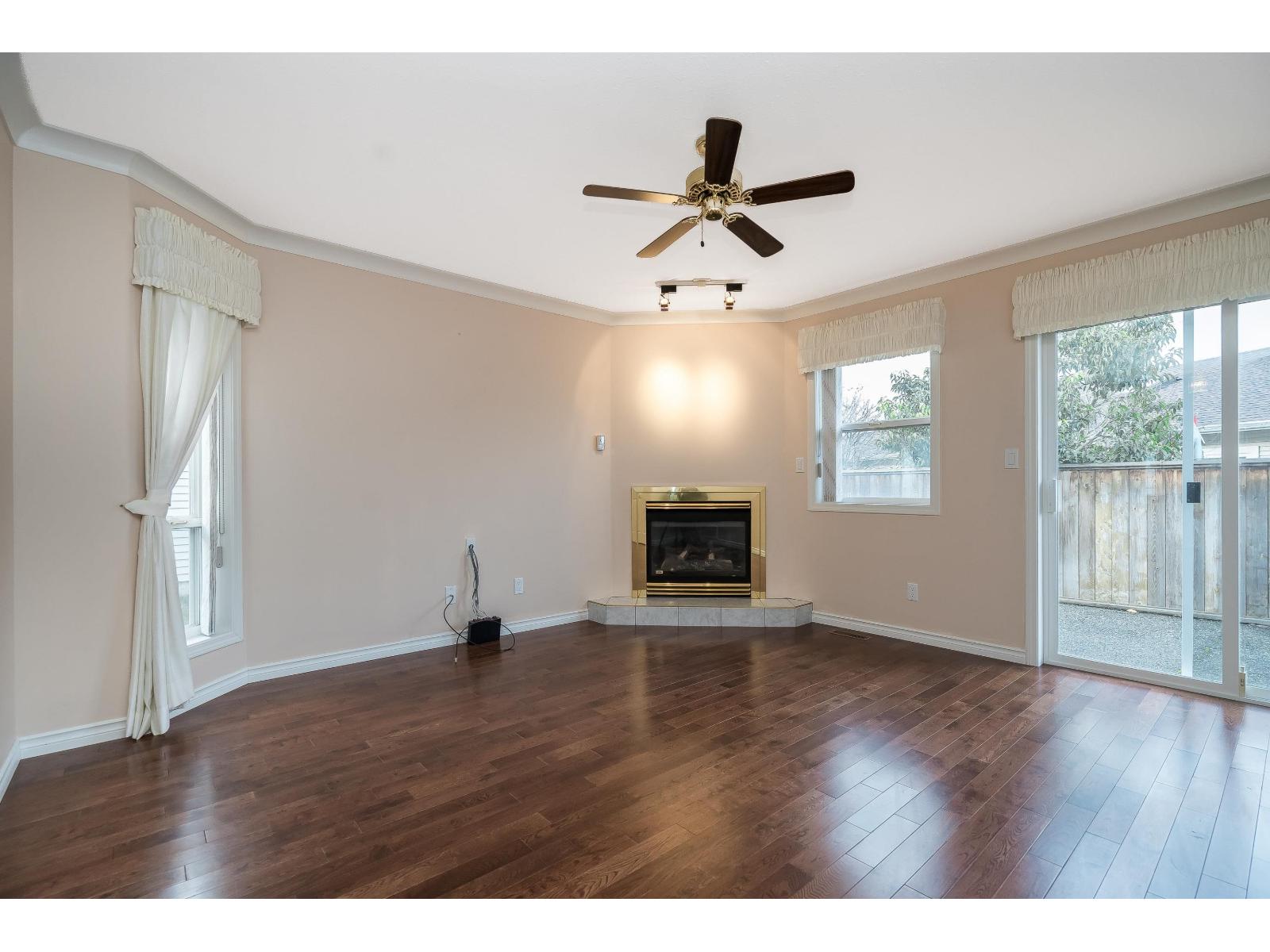 231 6001 PROMONTORY ROAD, Sardis South, Chilliwack