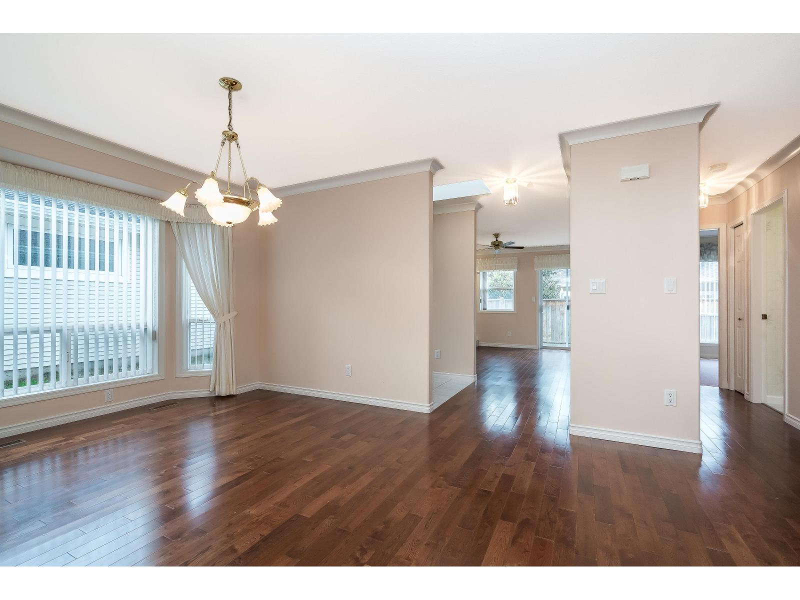 231 6001 PROMONTORY ROAD, Sardis South, Chilliwack