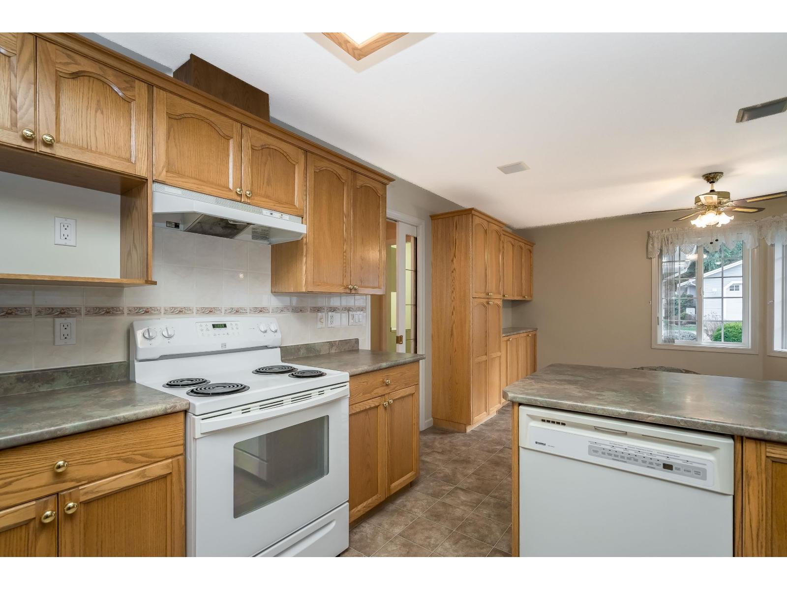 231 6001 PROMONTORY ROAD, Sardis South, Chilliwack