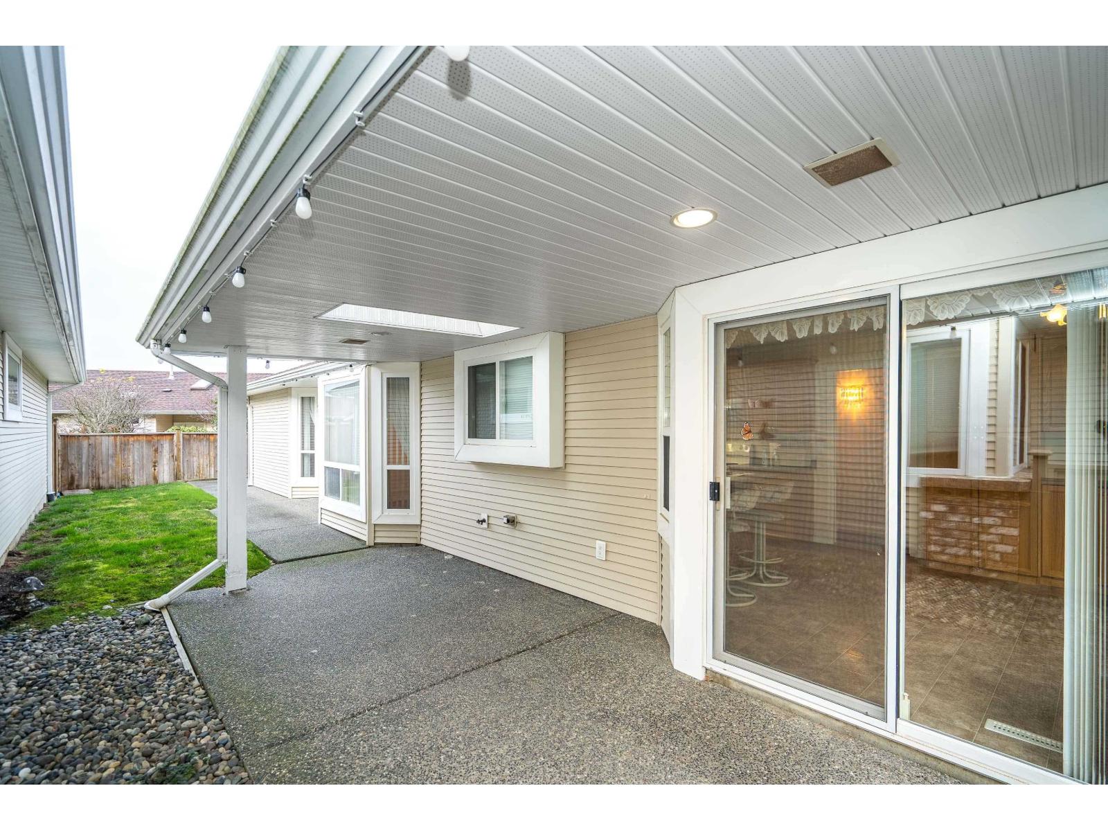 231 6001 PROMONTORY ROAD, Sardis South, Chilliwack