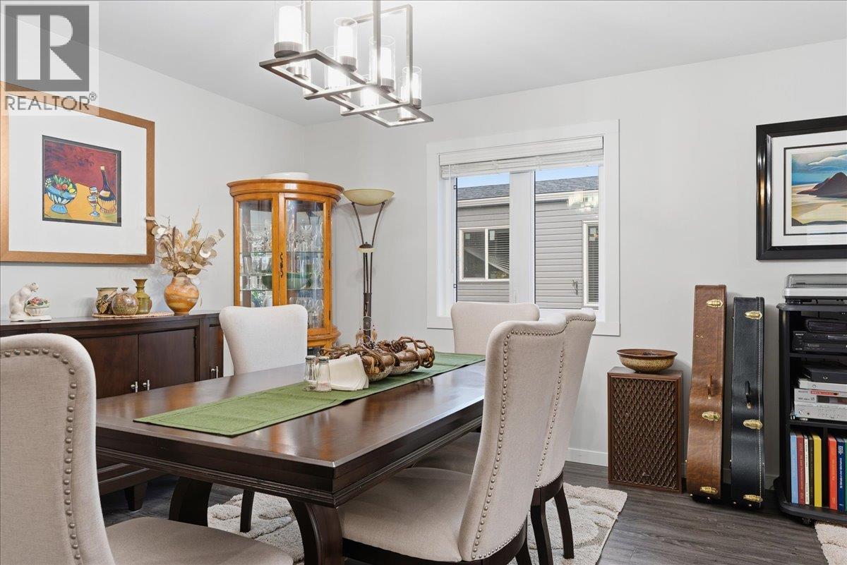 11 1705 Hillier Road East, Sicamous