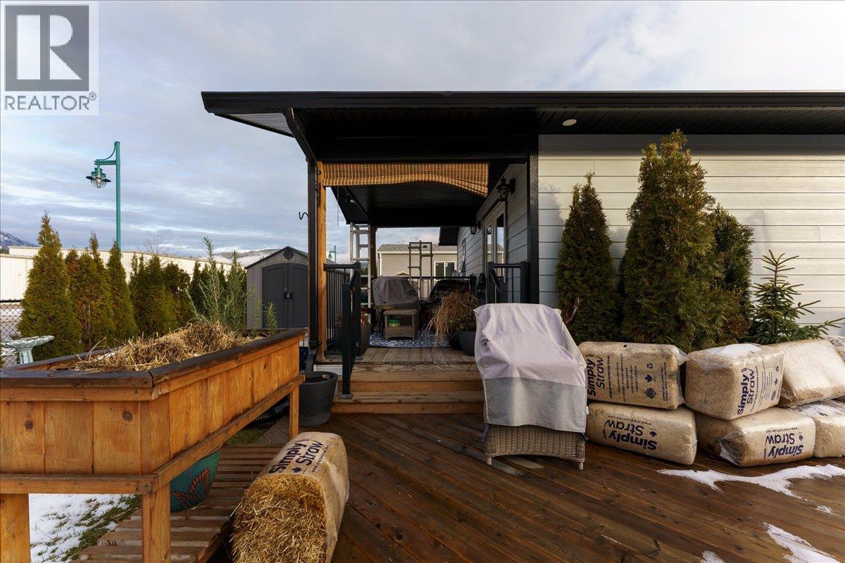 11 1705 Hillier Road East, Sicamous