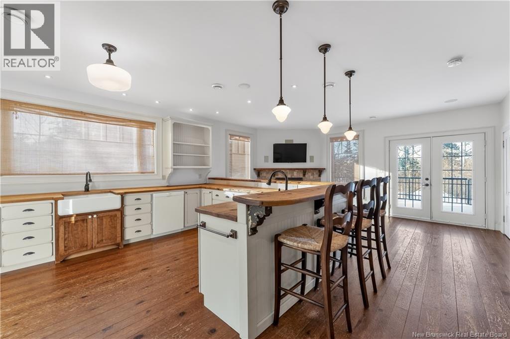 32 Campbell Hill Road - Image 14