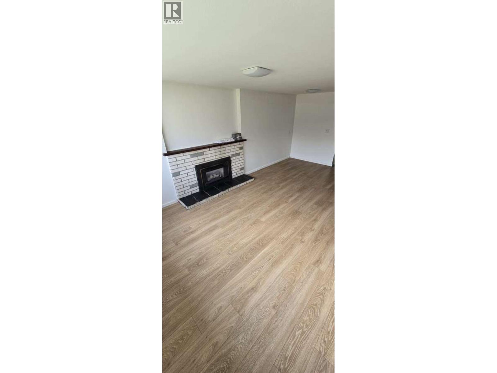 7669 BURGESS STREET, Burnaby