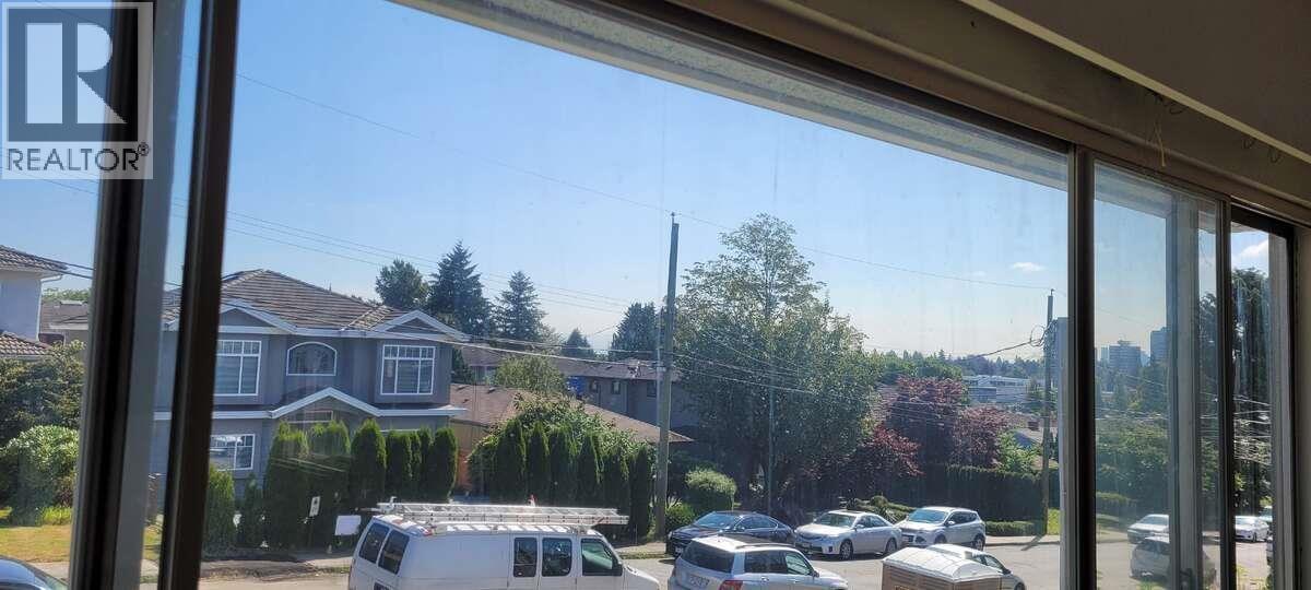 7669 BURGESS STREET, Burnaby