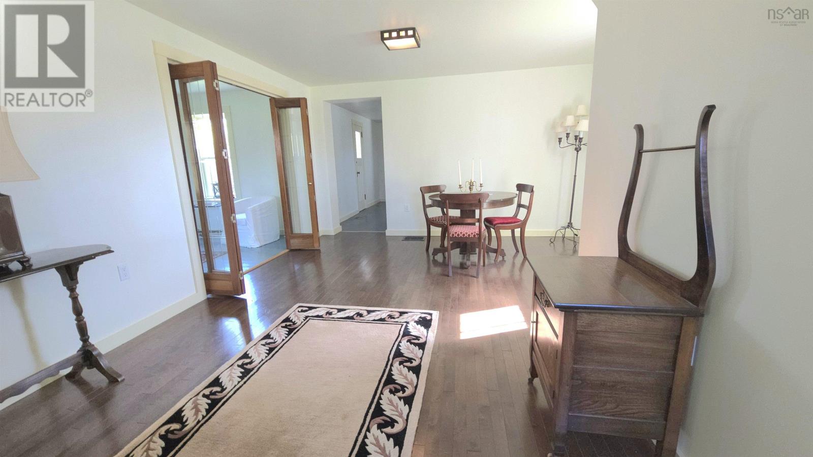 Property 19 of 49 of 62 Chapel Street