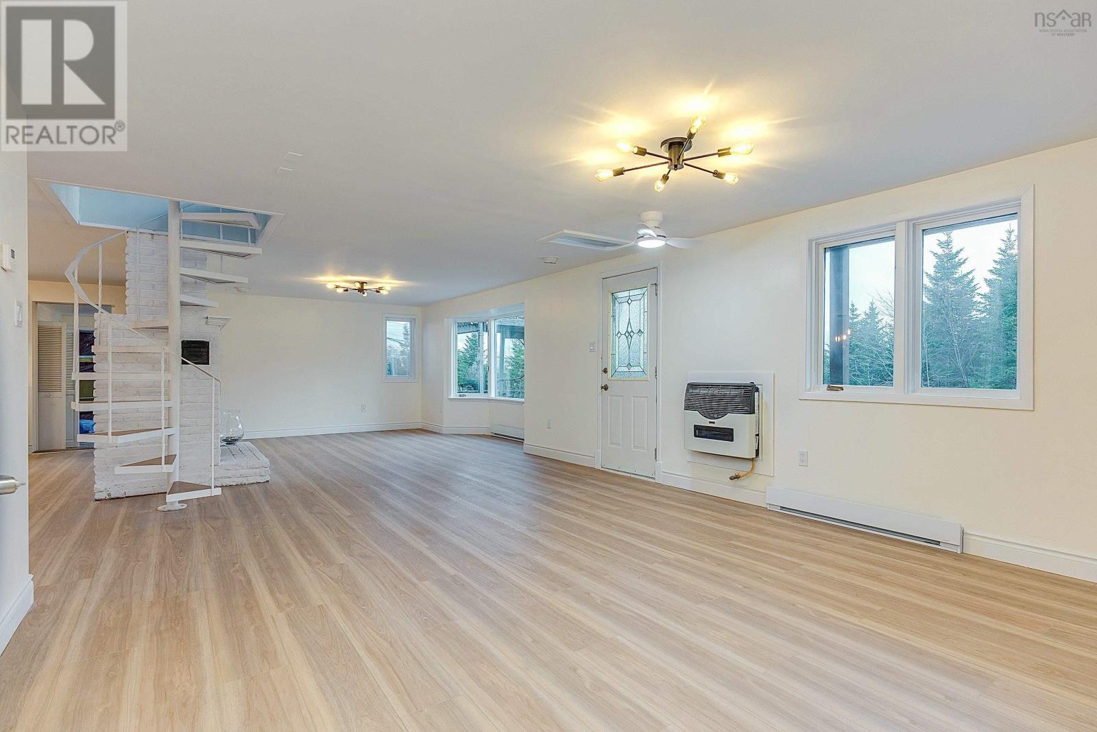 Property 22 of 41 of 310 Hillside Drive