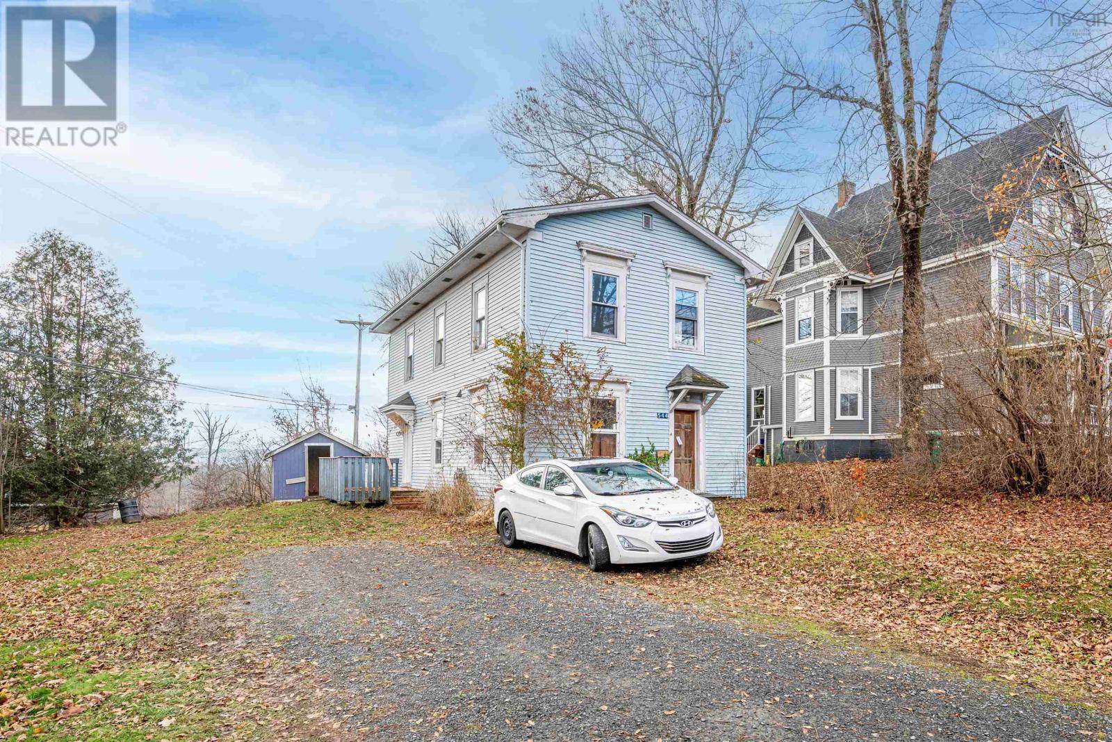 Property 2 of 24 of 544 Wilson Street