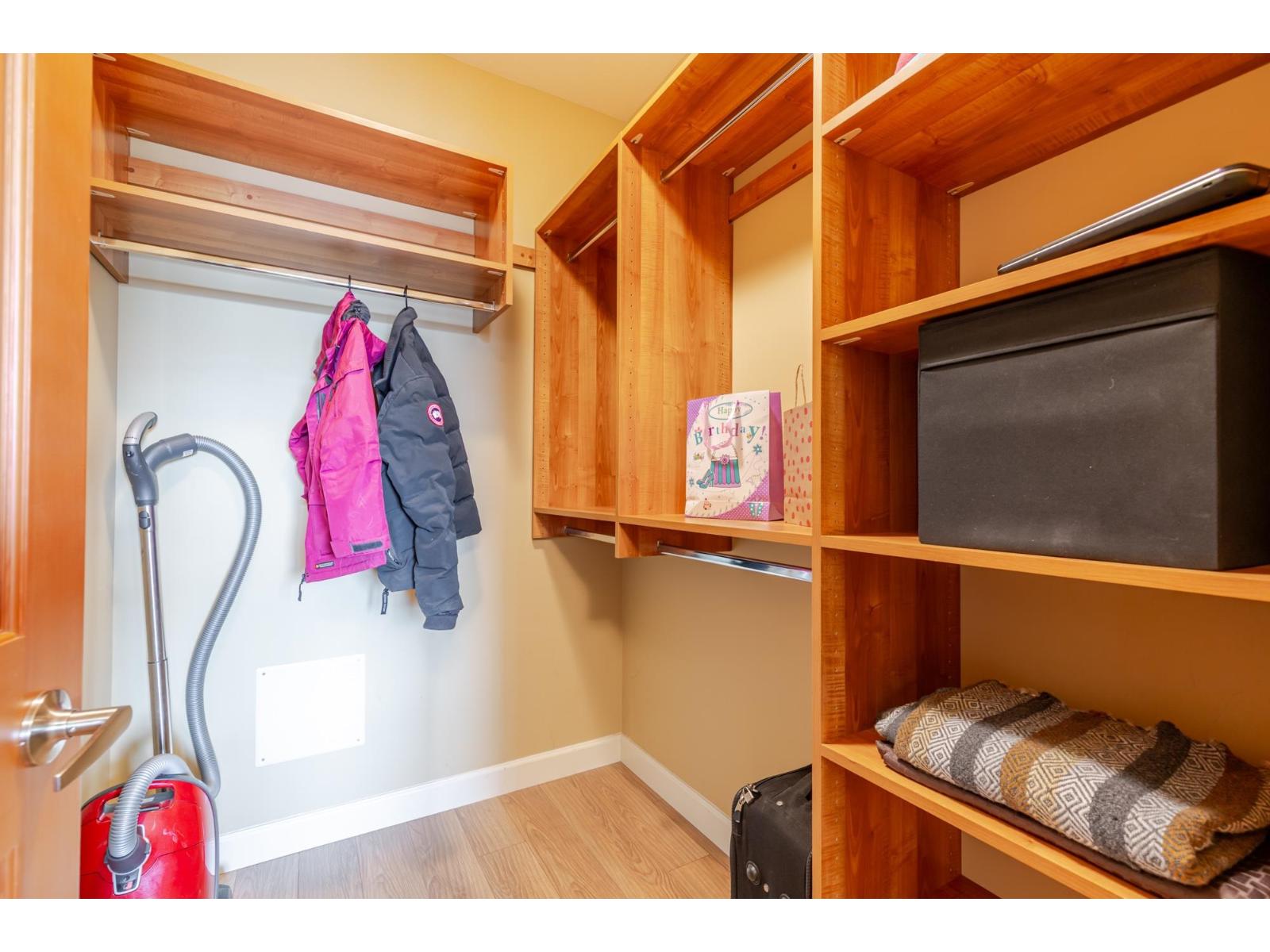 620 32445 SIMON AVENUE, Abbotsford