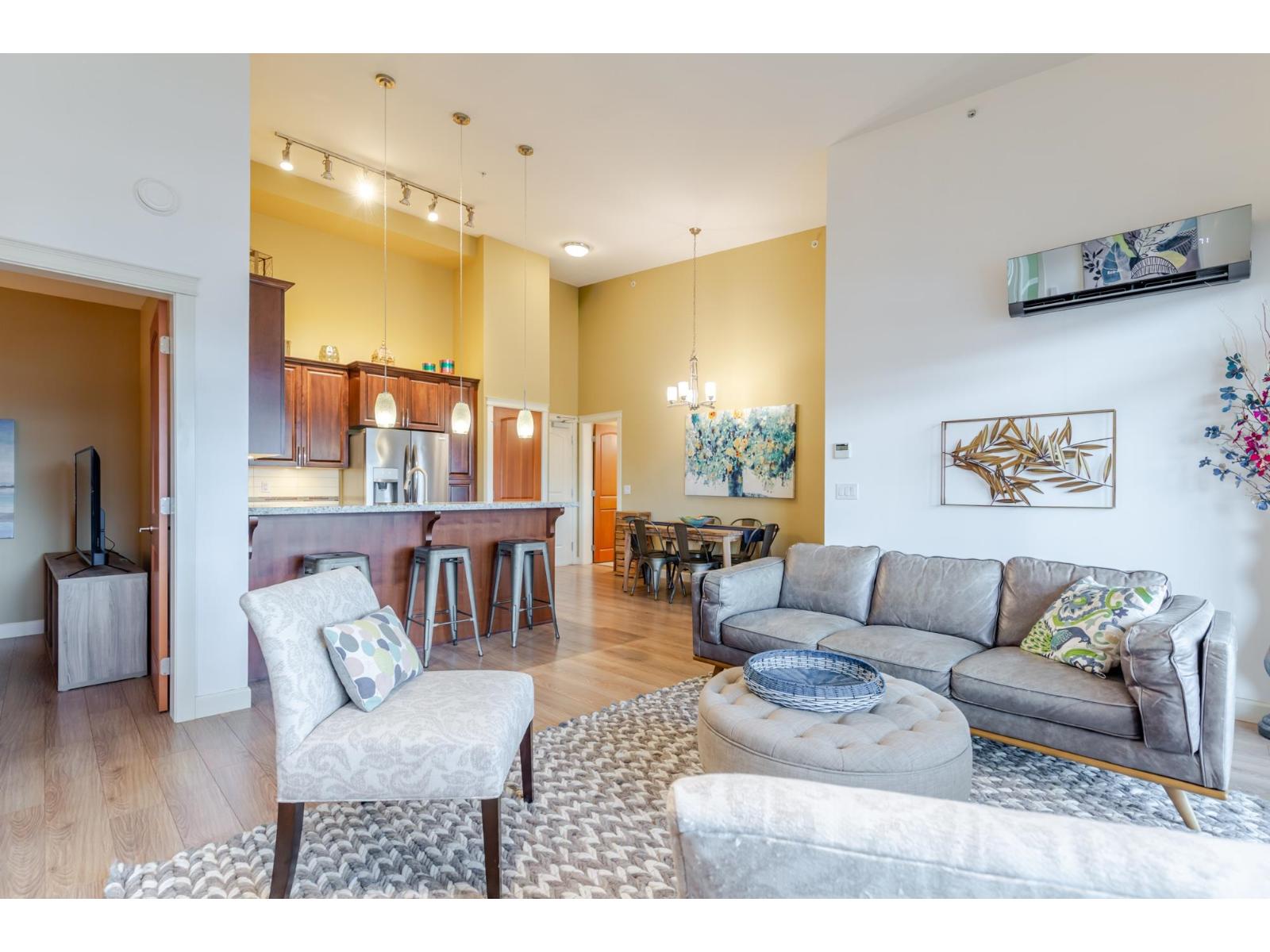 620 32445 SIMON AVENUE, Abbotsford