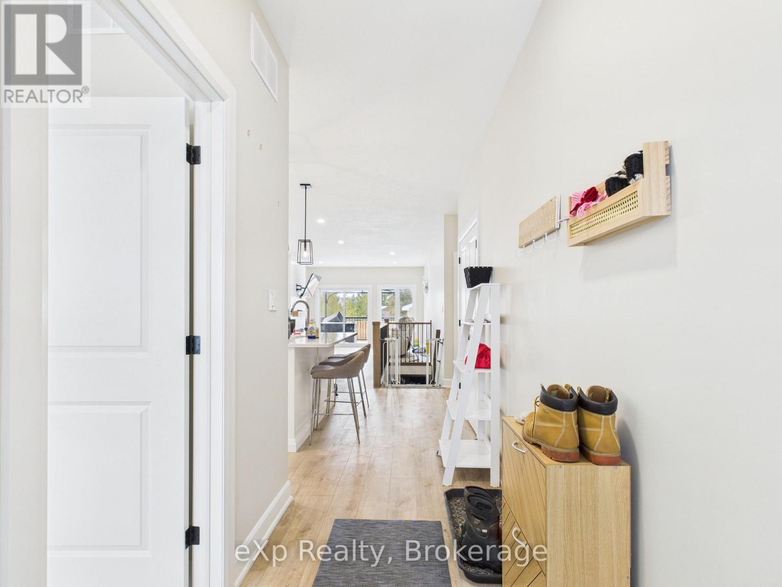 221130 GREY ROAD 9 - 3