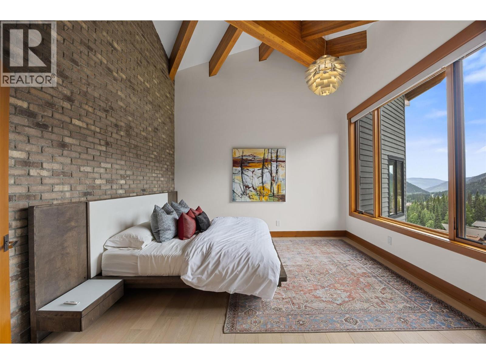 4249 Bella Vista Drive, Sun Peaks