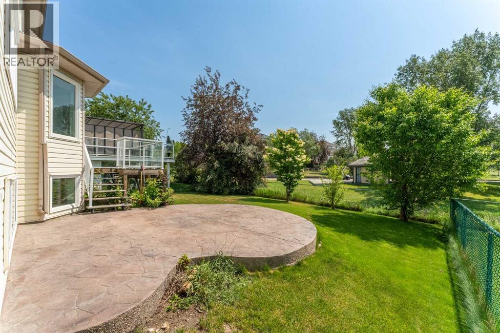 Single Family House for Sale in  Douglasview Rise SE Douglasdale/Glen Calgary 