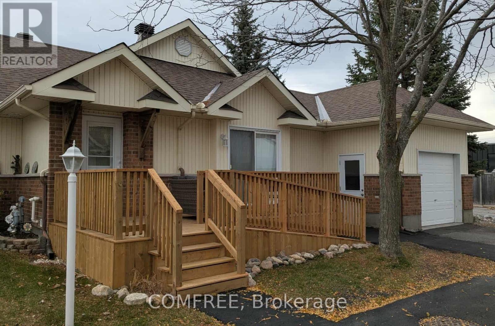 410 GRASSENDALE PRIVATE - 1