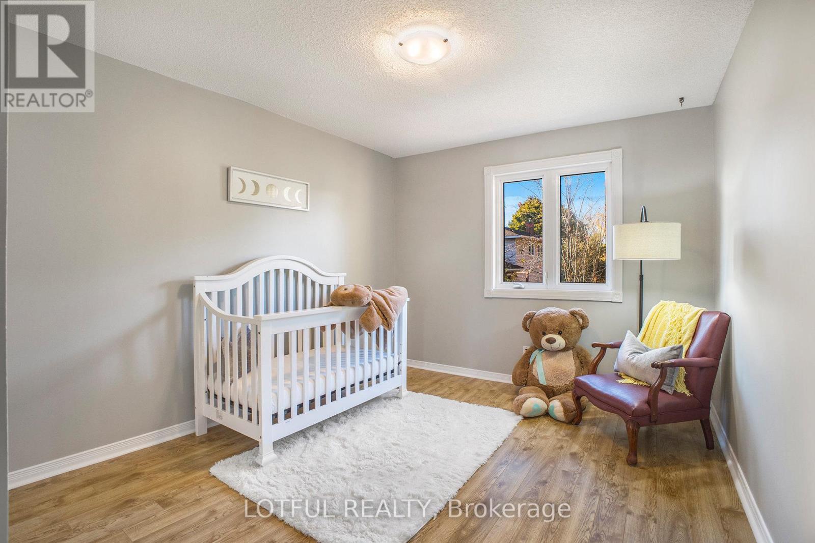 4 SPINDLE WAY, Ottawa, Ontario