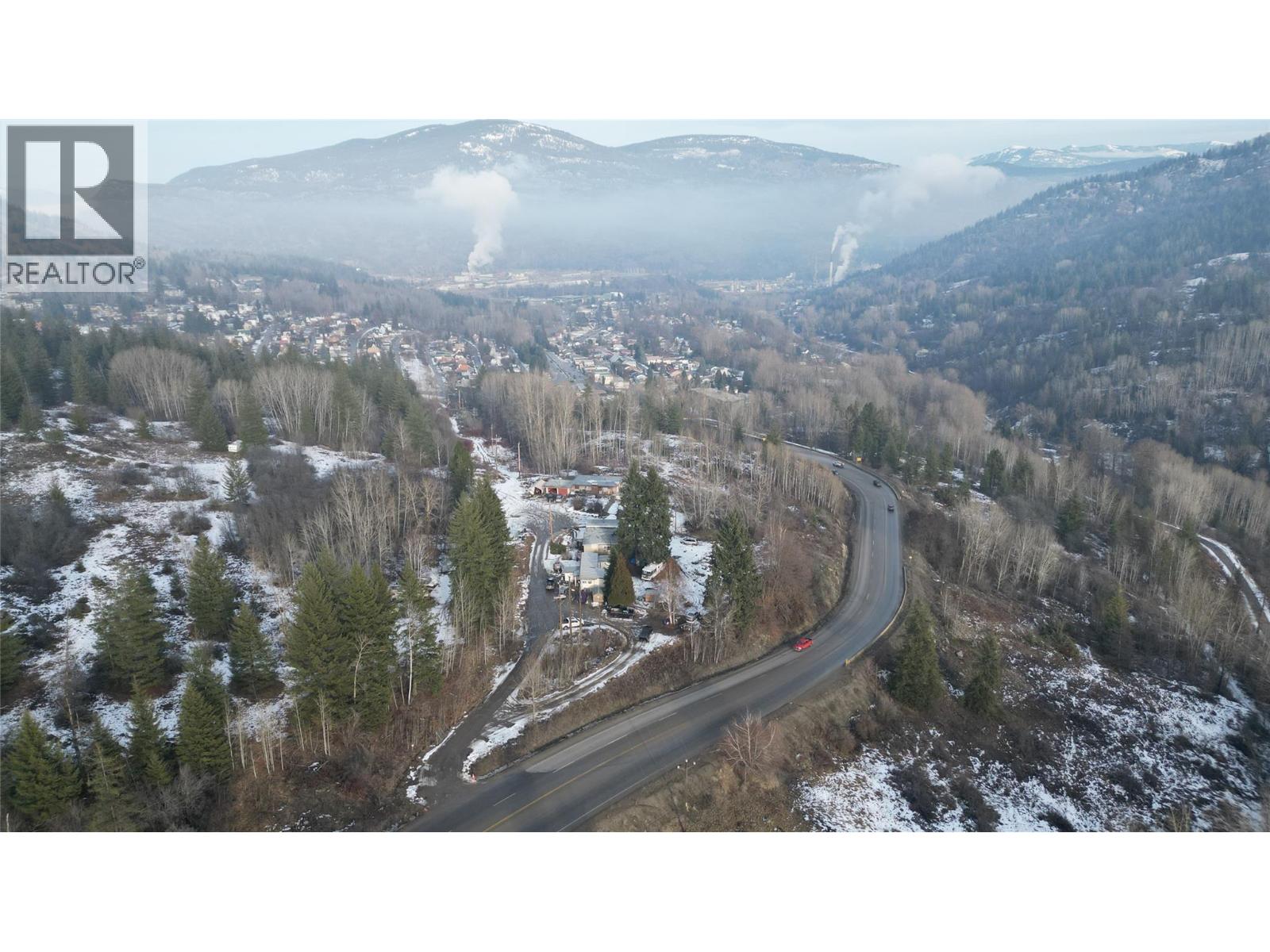 1381 3B Highway, Warfield