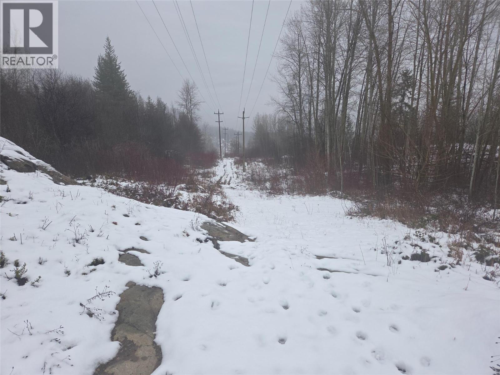 1381 3B Highway, Warfield