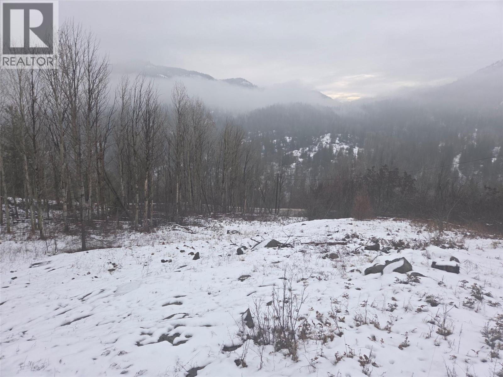 1381 3B Highway, Warfield