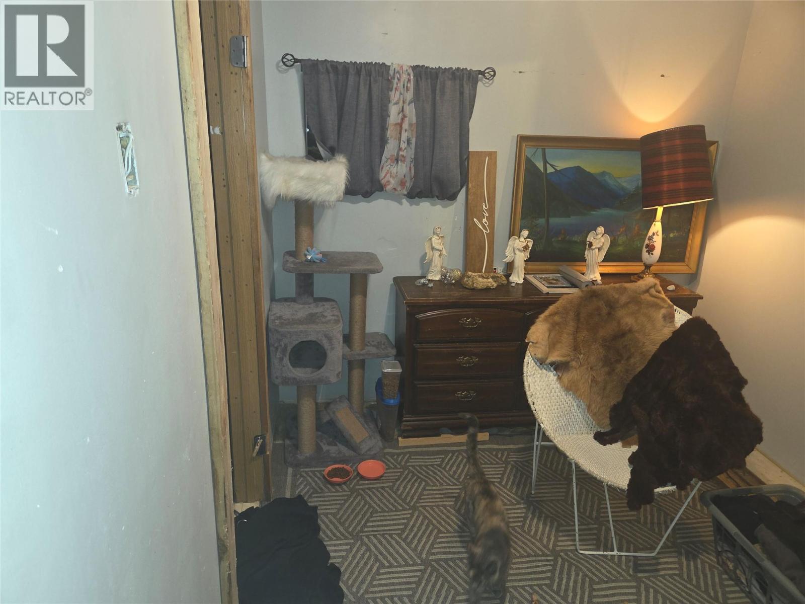 1381 3B Highway, Warfield