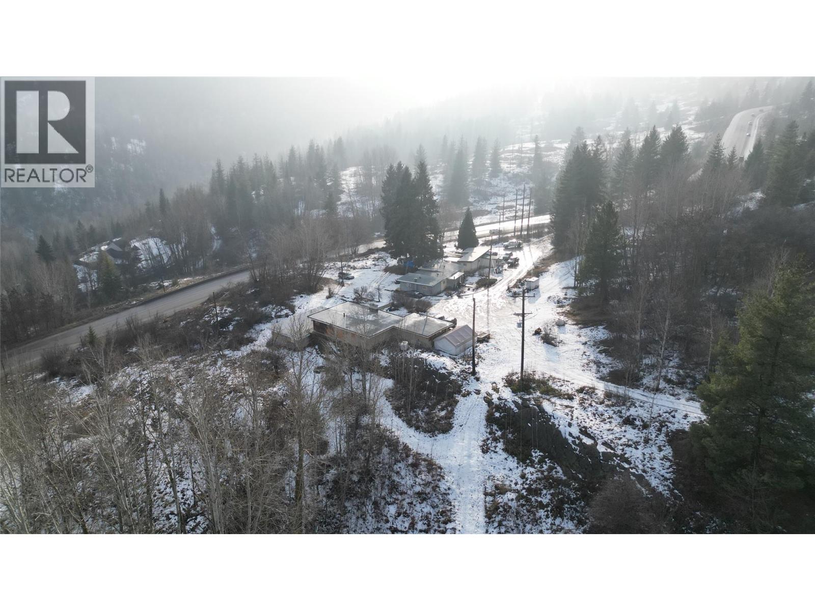 1381 3B Highway, Warfield