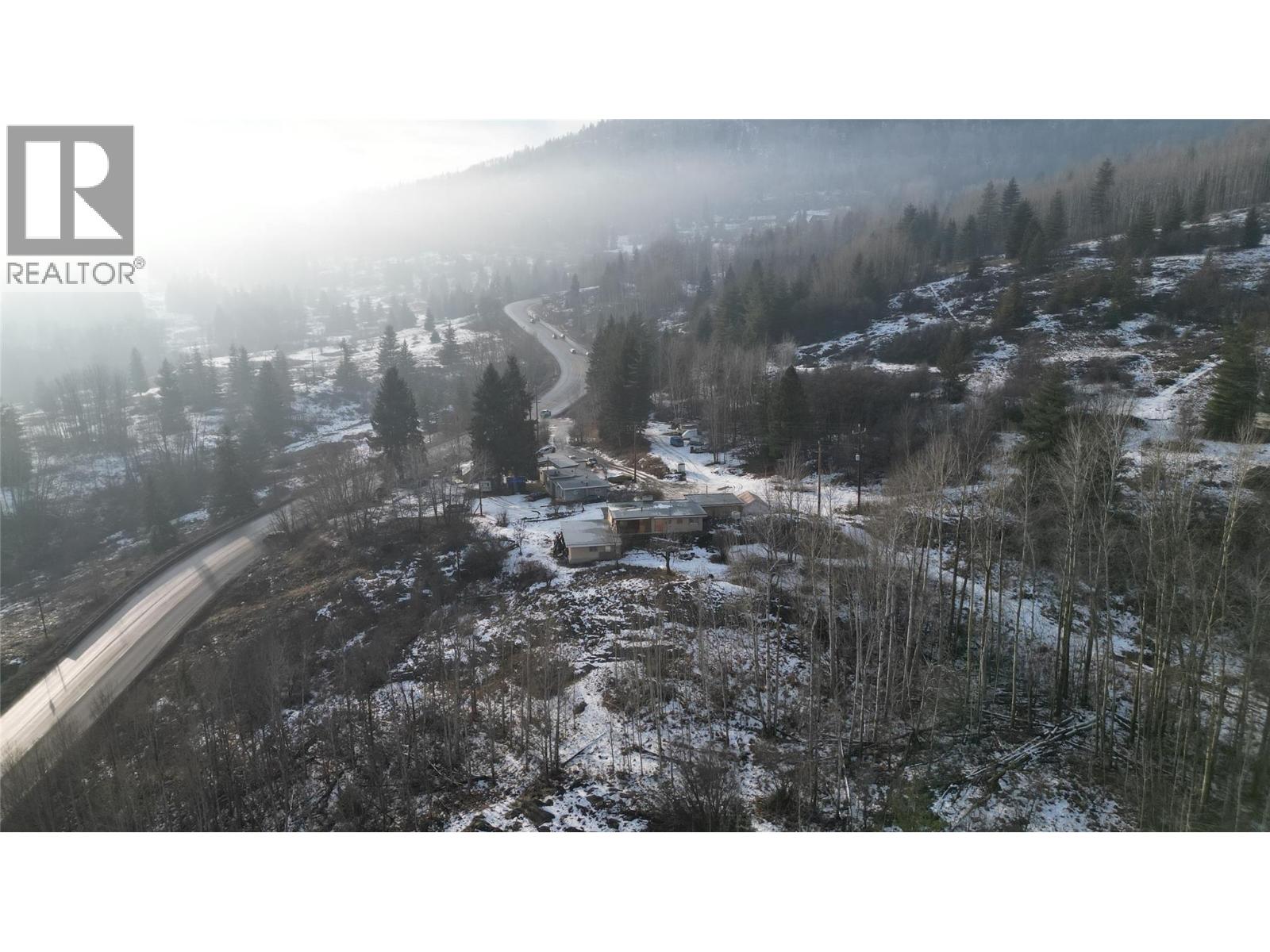 1381 3B Highway, Warfield