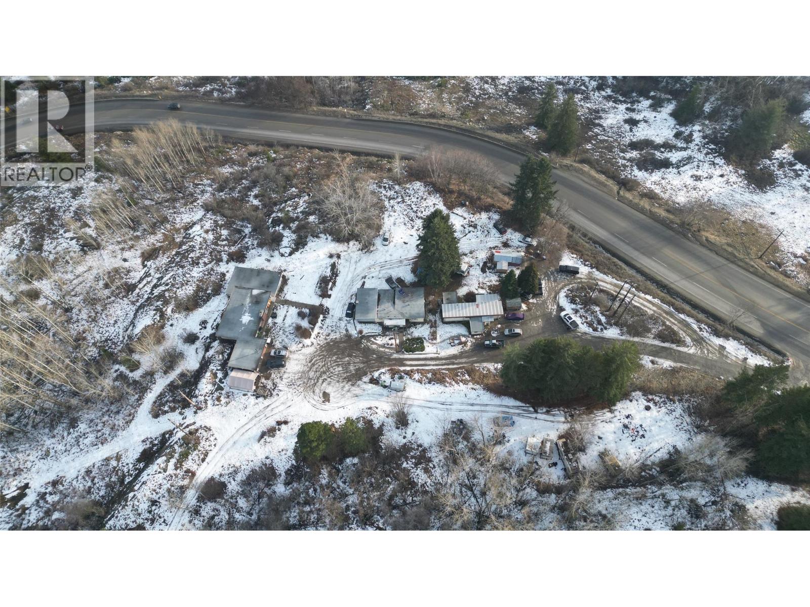 1381 3B Highway, Warfield