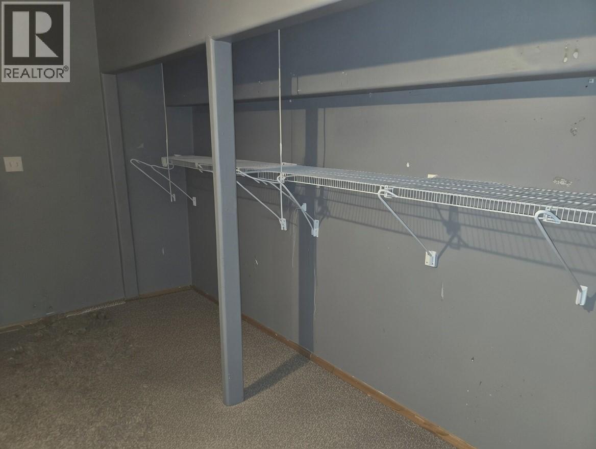 1381 3B Highway, Warfield